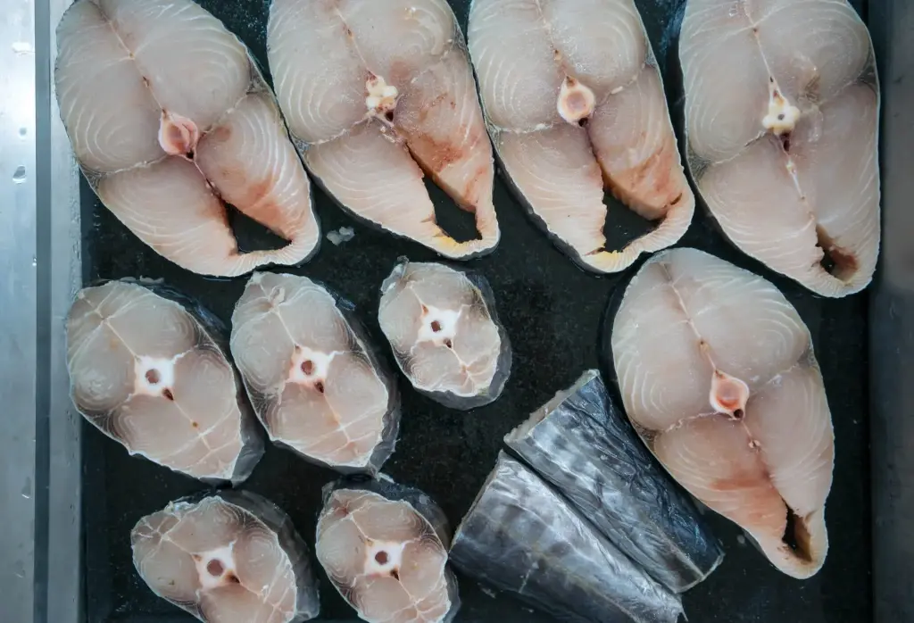 [310068] Frozen Kingfish Steak 1Kg SR TK
